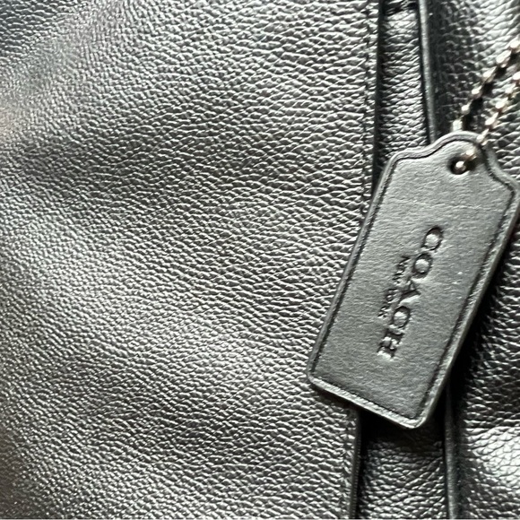 *****SOLD********Coach messaged/laptop bag never used - Picture 5 of 9